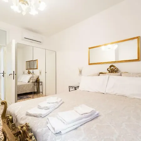 Ca Giovanni - charmant&exclusive apartment Venezia Esterno foto